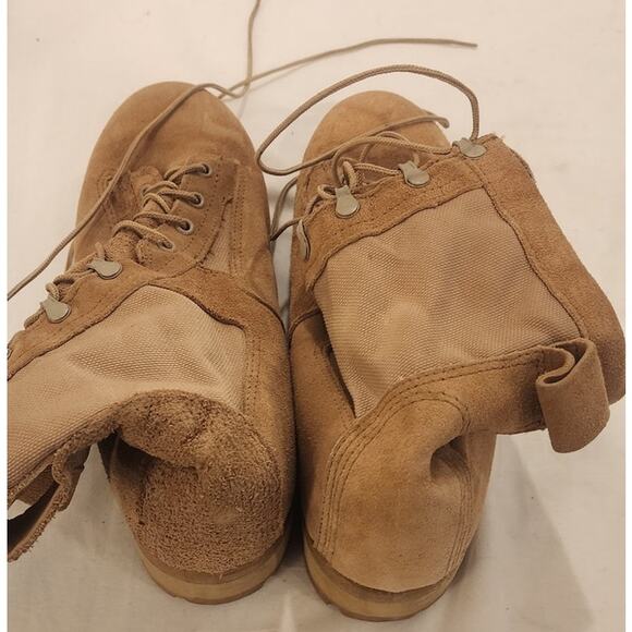 Wellco Combat Boots – Estimated Size 10 – Vibram Sole – Tan – US Military main image 5